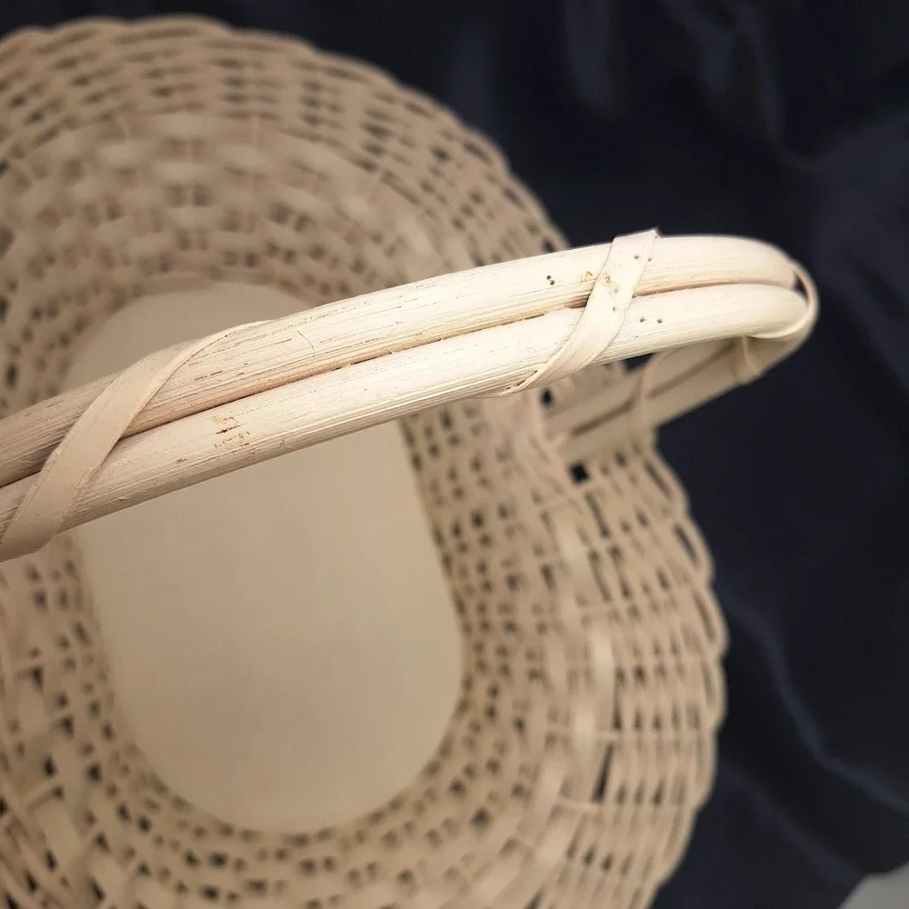 Vintage Harry & David Wicker Basket Bear Creek Off White Painted Cottage Core Lg